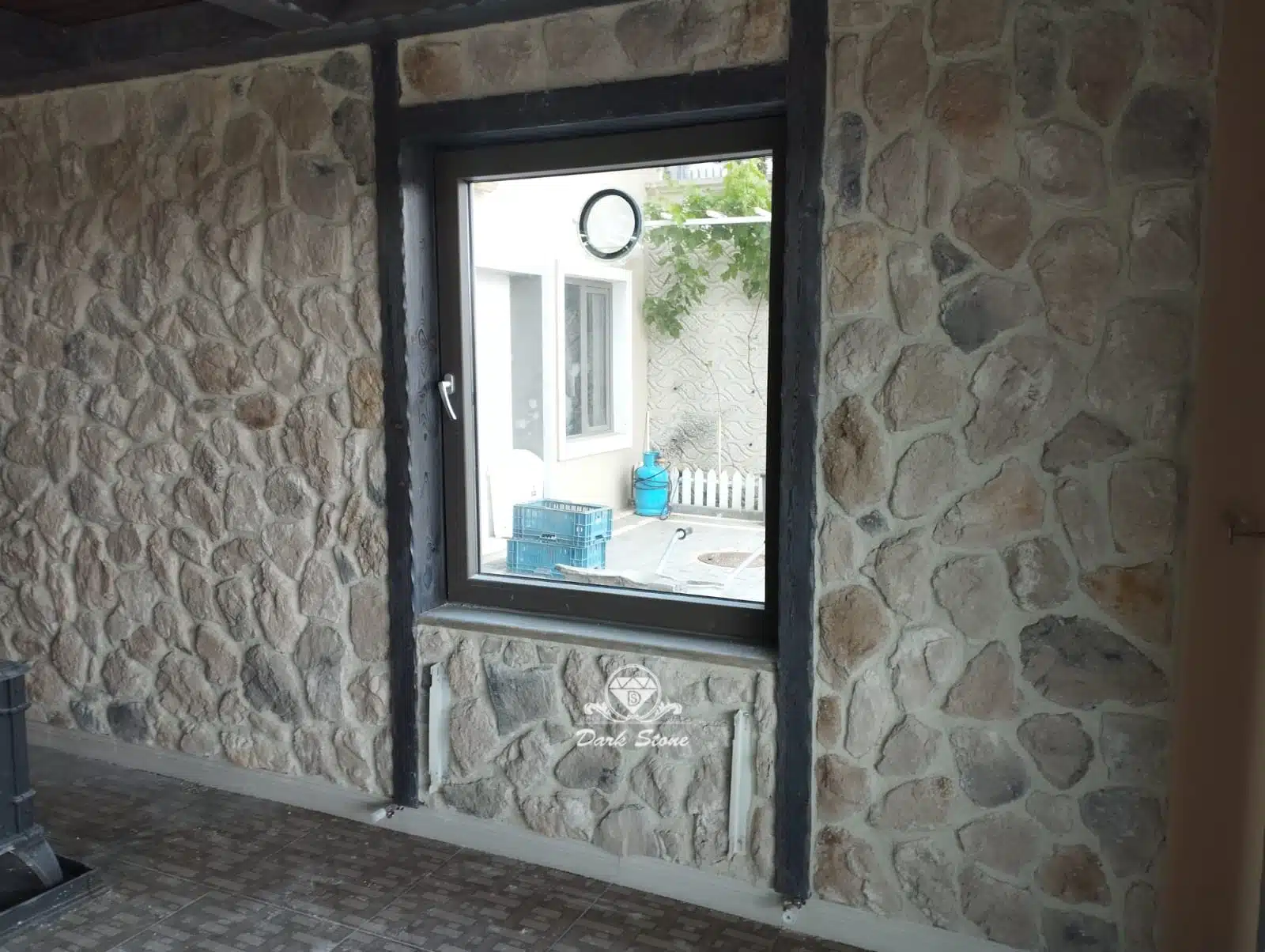 Dark Tarla Taşı iç mekan uygulaması
